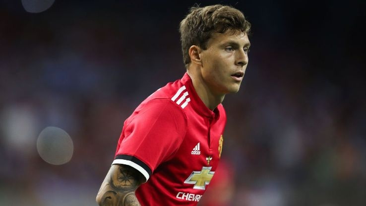 'Lindelof chua du kha nang choi bong tai Premier League' hinh anh
