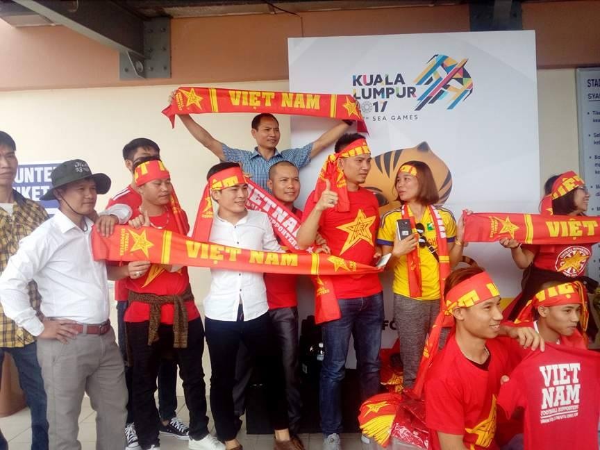 CDV,  co dong vien,  bong da,  SEA Games anh 3