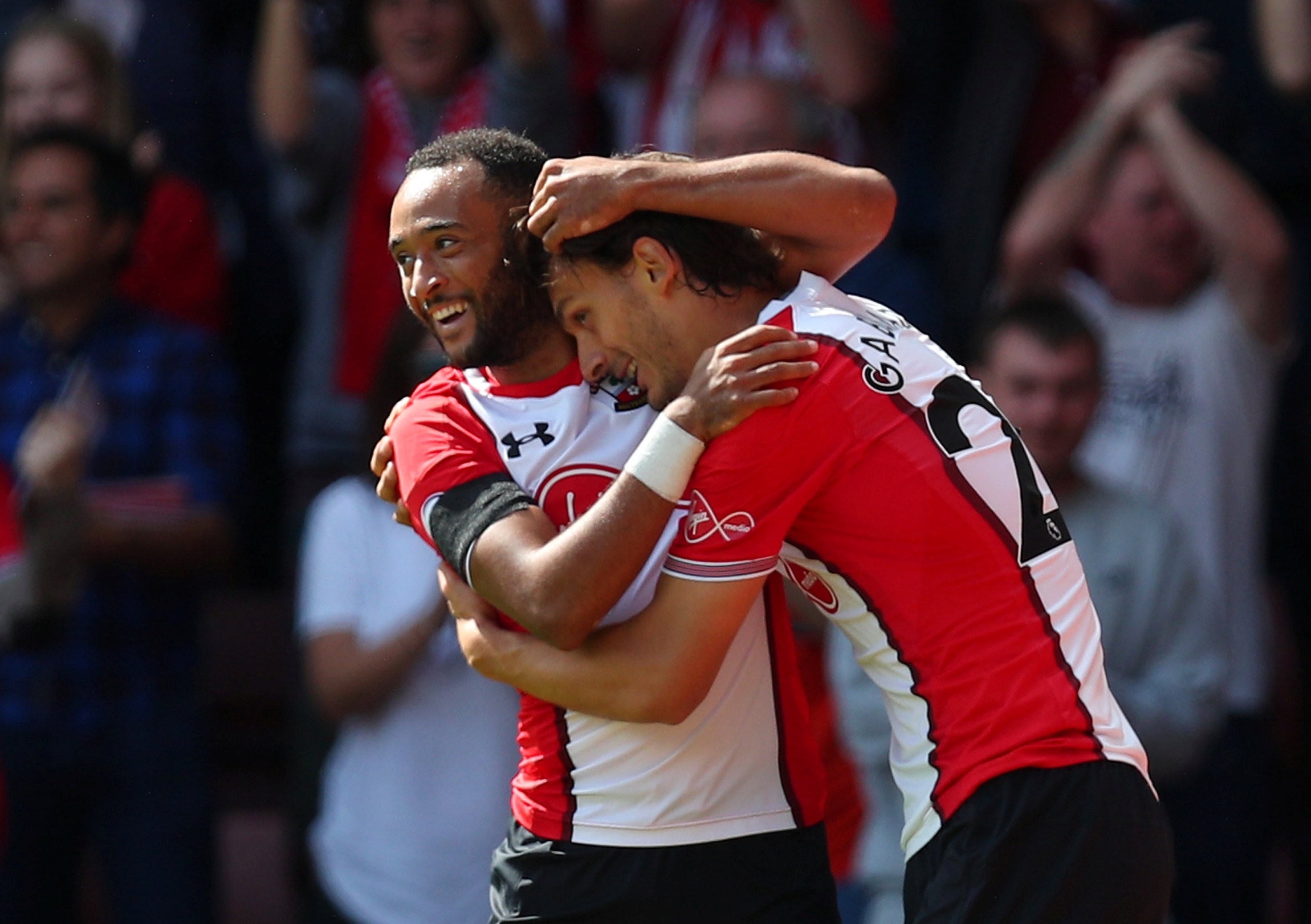 Chicharito lap cu dup anh 2