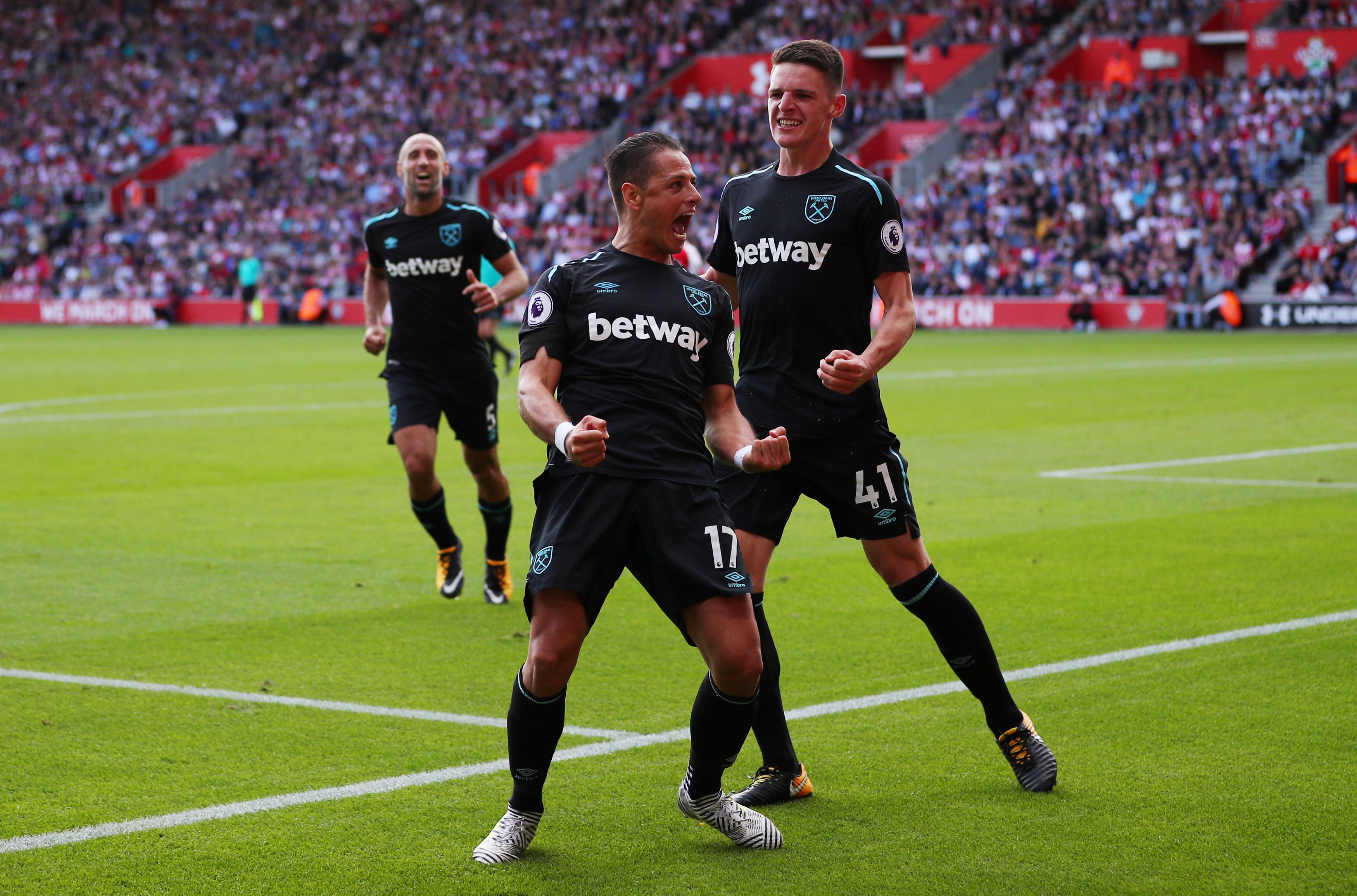 Chicharito lap cu dup anh 7