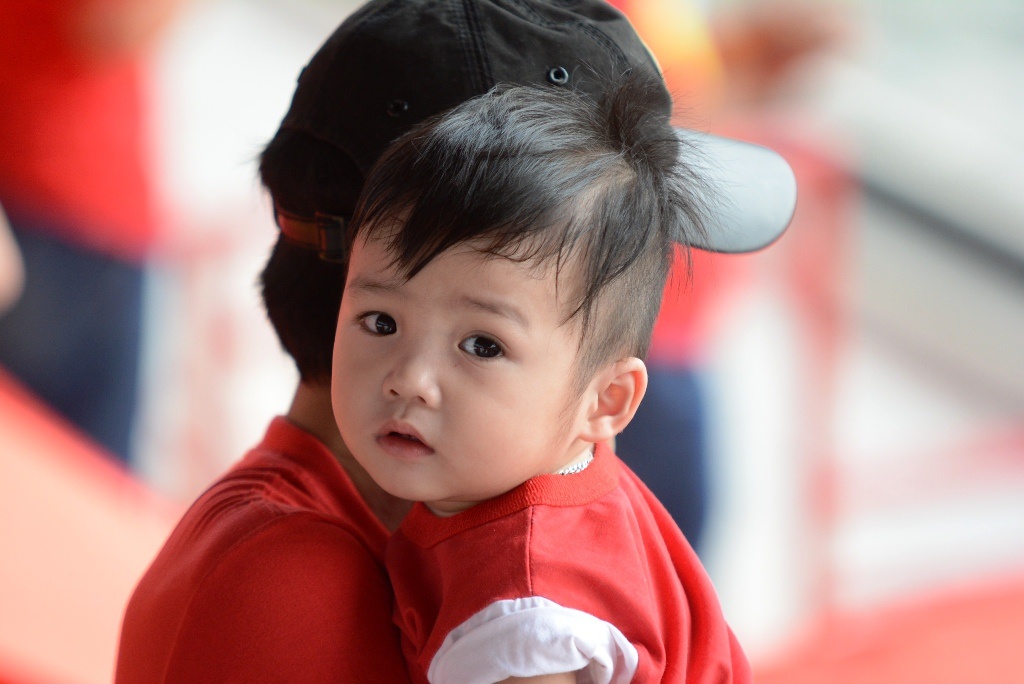 CĐV Việt Nam phủ đỏ khán đài ảnh 7 CDV Viet Nam phu do khan dai anh 7