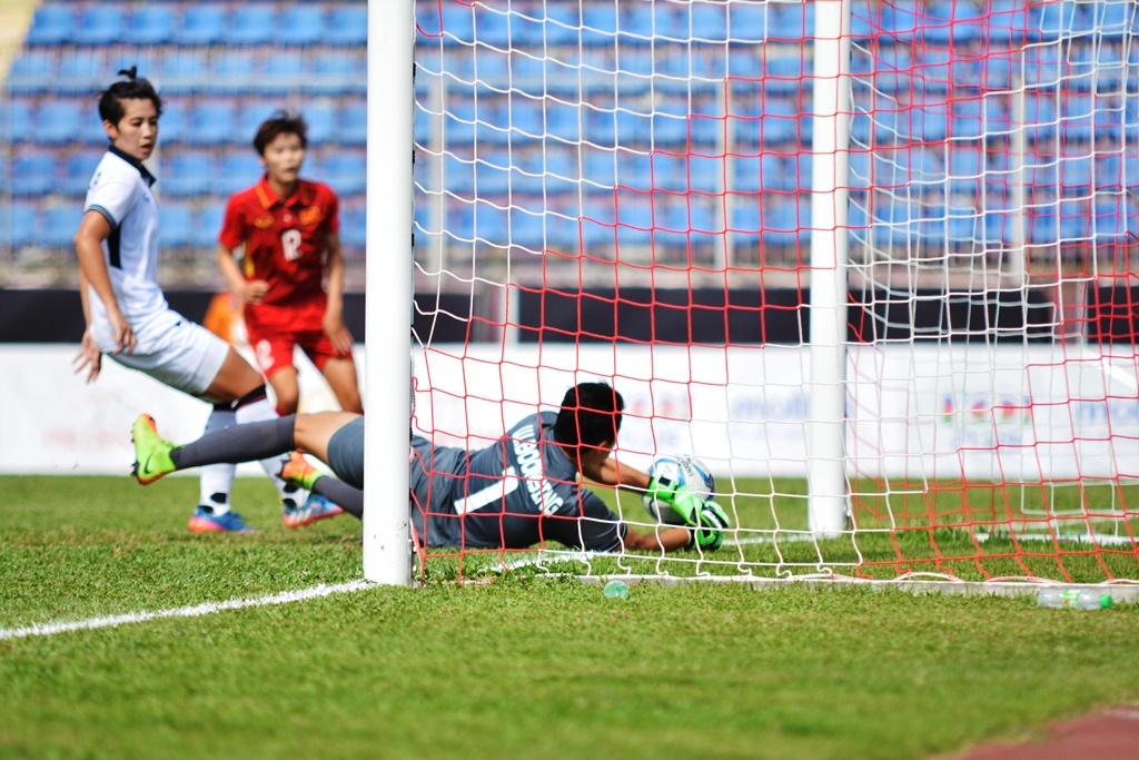 nu Viet Nam vs Thai Lan anh 1