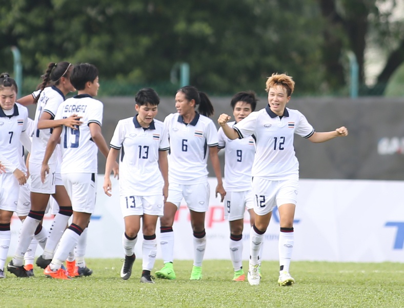 nu Viet Nam vs Thai Lan anh 2