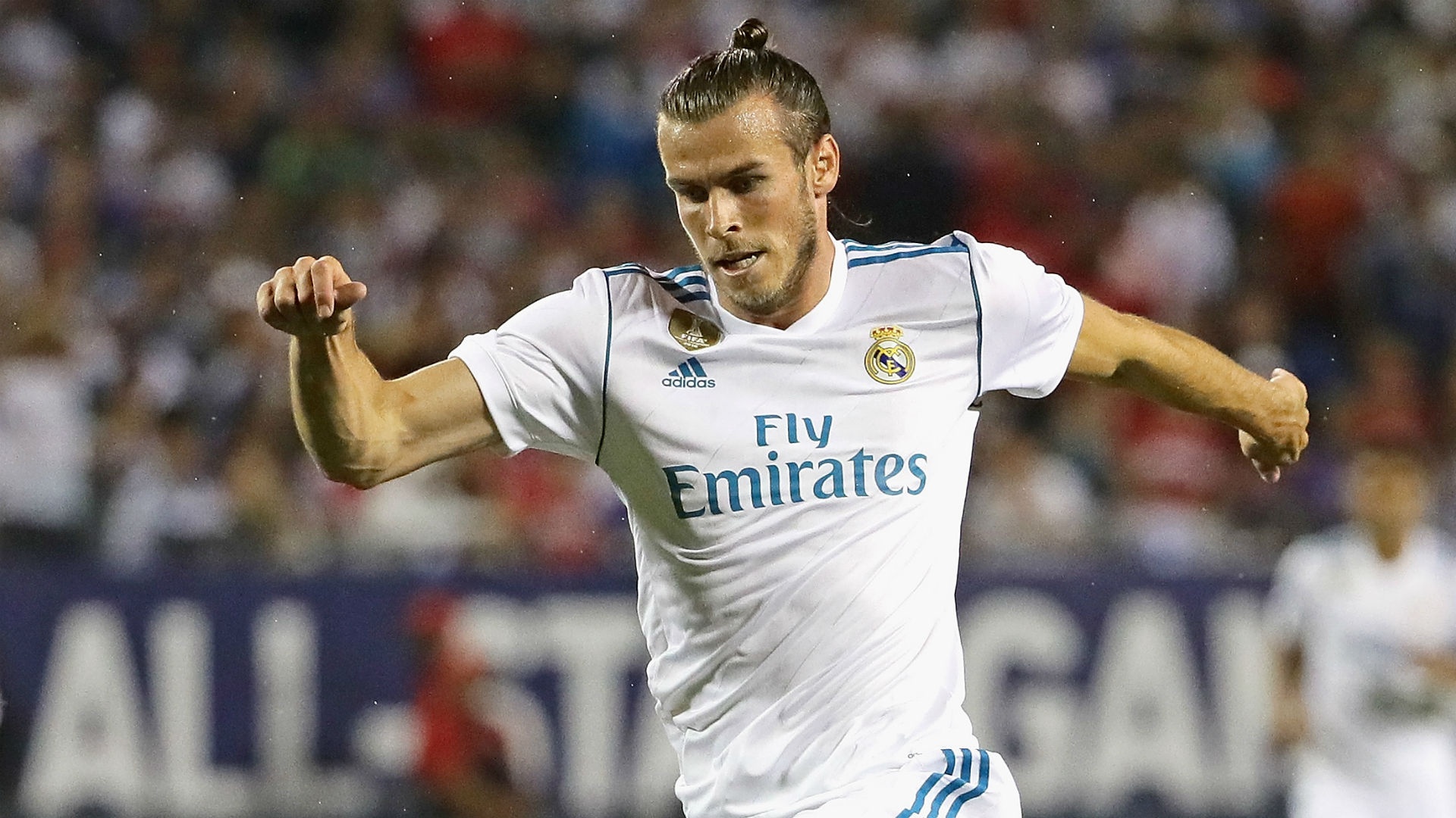 Chuyen nhuong 28/8: Man Utd tai khoi dong vu Gareth Bale? hinh anh