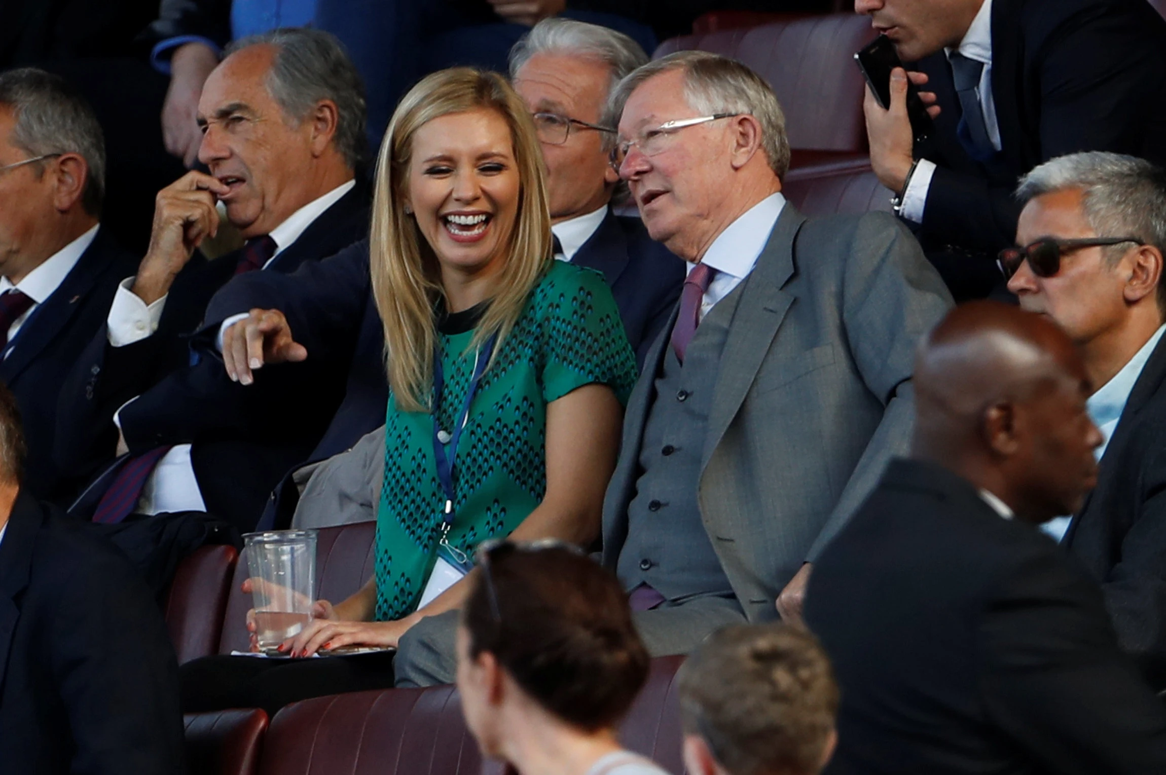 huyen thoai MU vs Barca anh 6