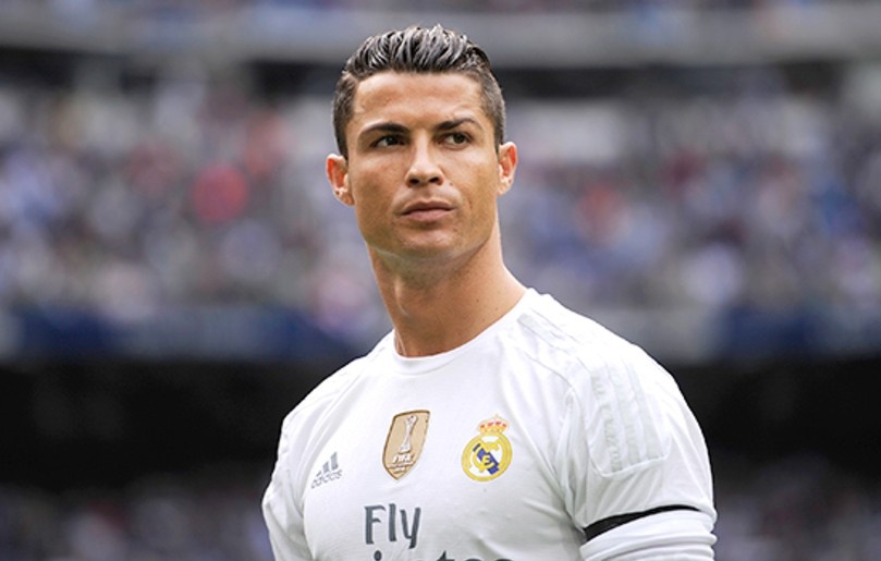 Zidane: 'Real da co them mot nguoi ngoai hanh tinh' hinh anh