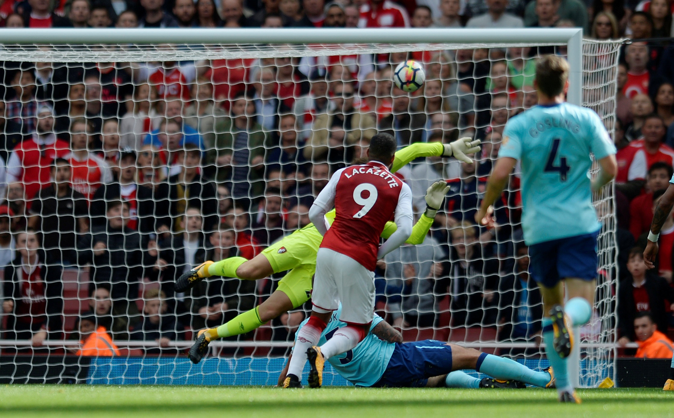 Welbeck lap cu dup anh 4