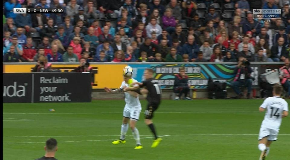 sao Newcastle tai hien Cu kung-fu cua Mane anh 2