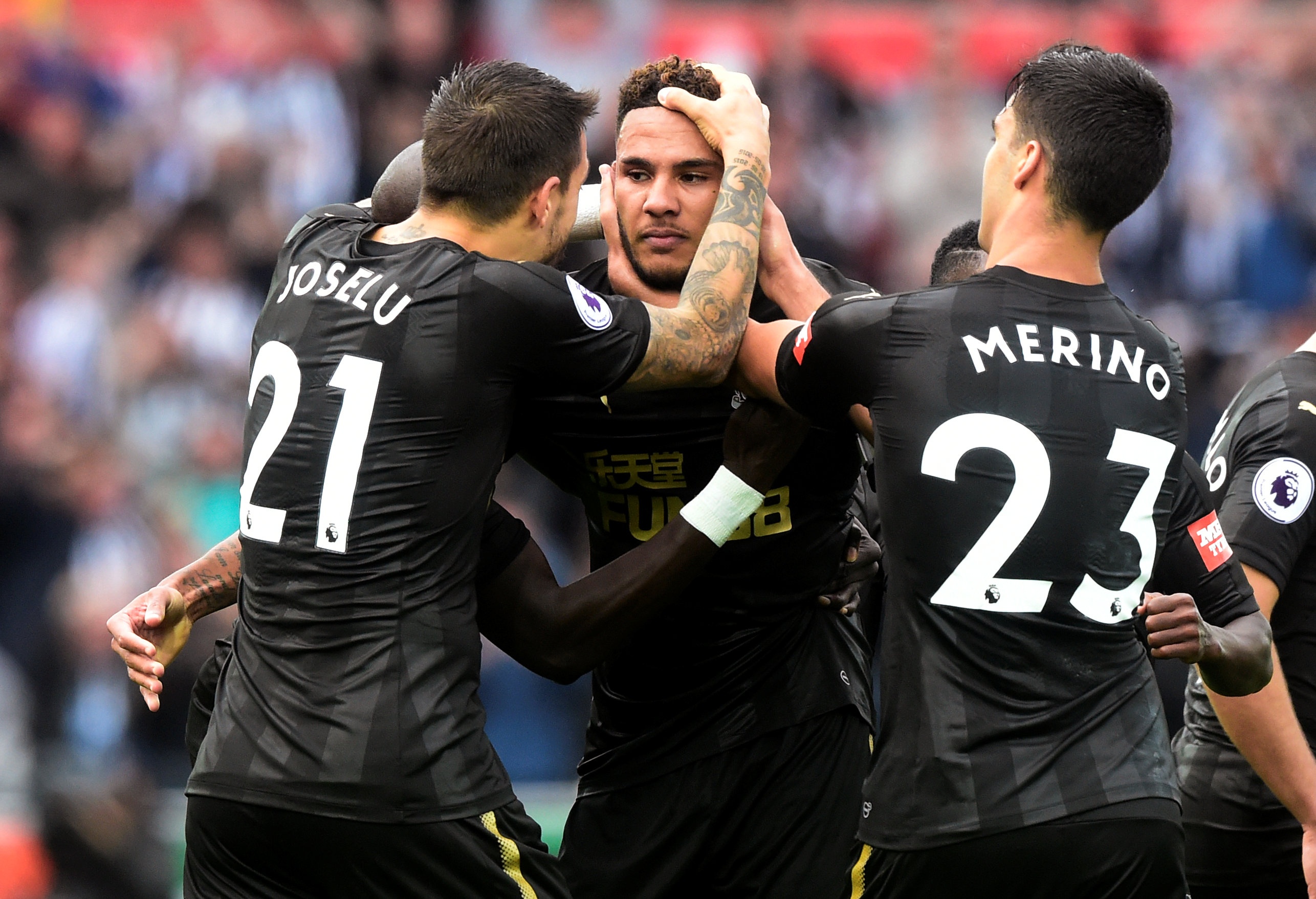 sao Newcastle tai hien Cu kung-fu cua Mane anh 9