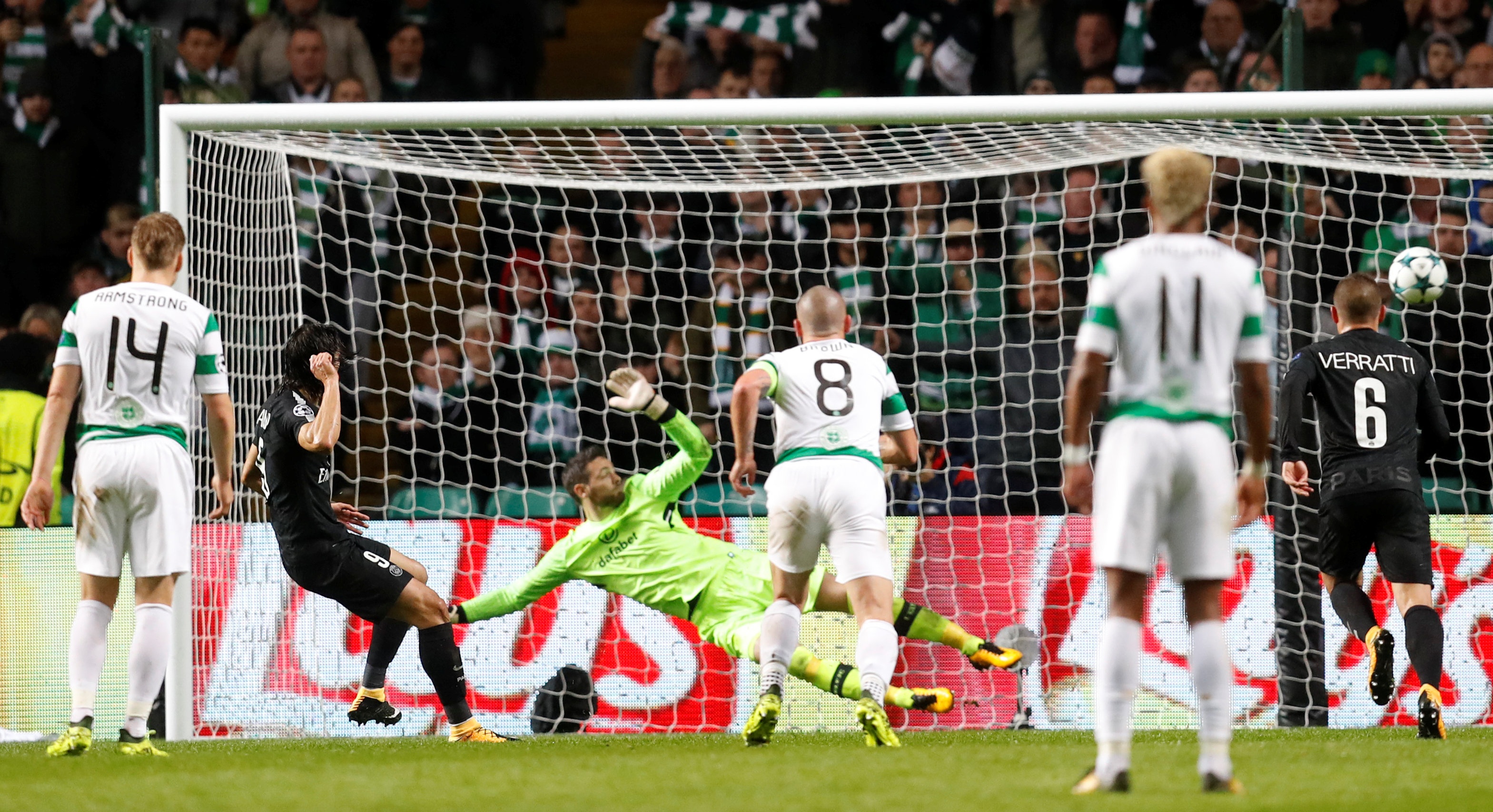 PSG 5-0 Celtic anh 6