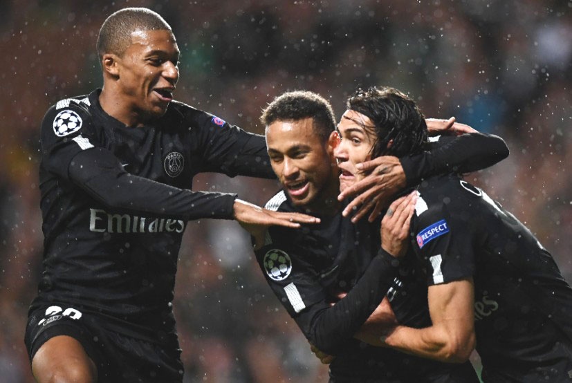 Tam tau 'CMN' lai toa sang, PSG thang dam o cup chau Au hinh anh