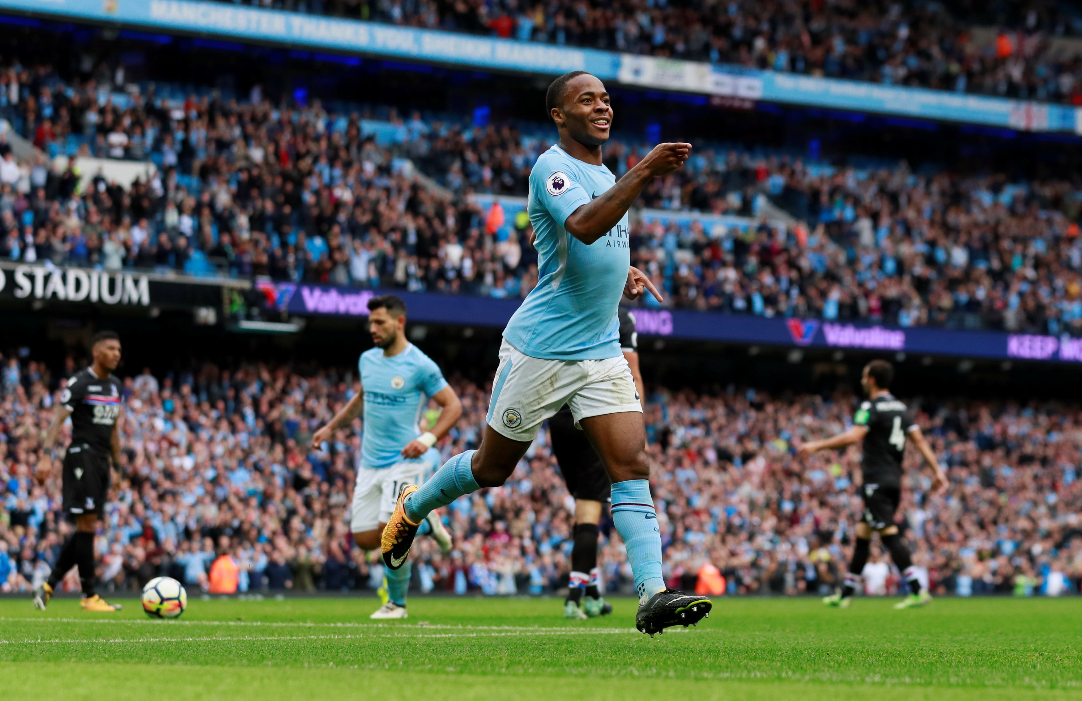 Man City tao ky tich chua tung co anh 6