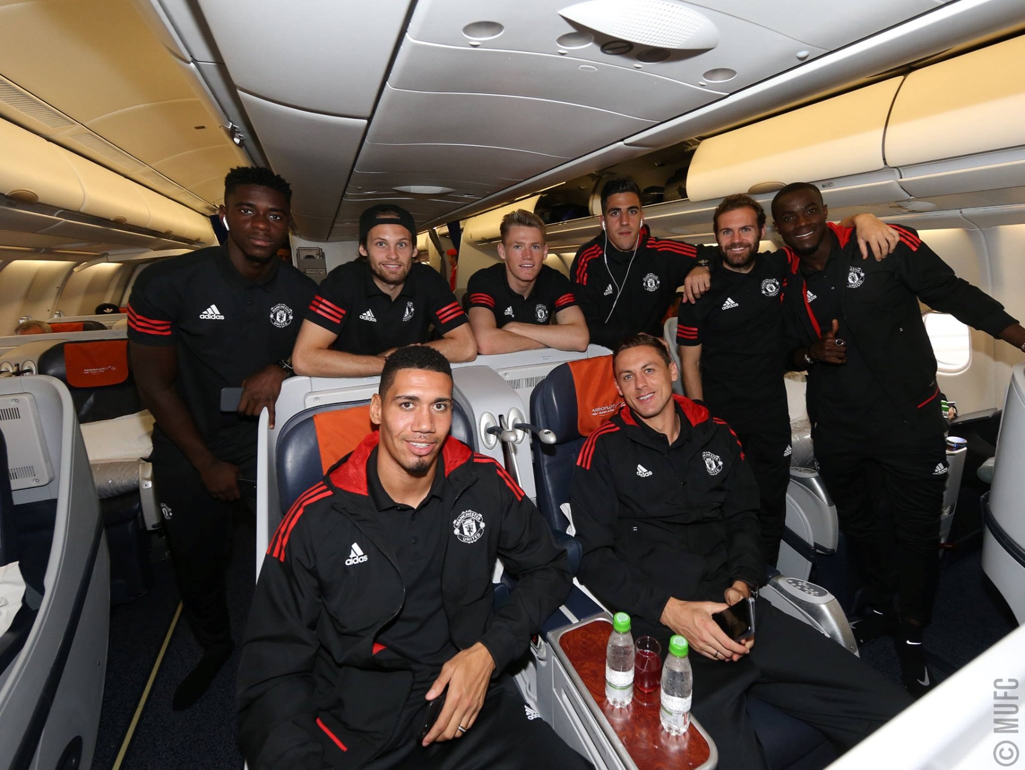 Man Utd mat hang loat tru cot khi den Nga anh 1