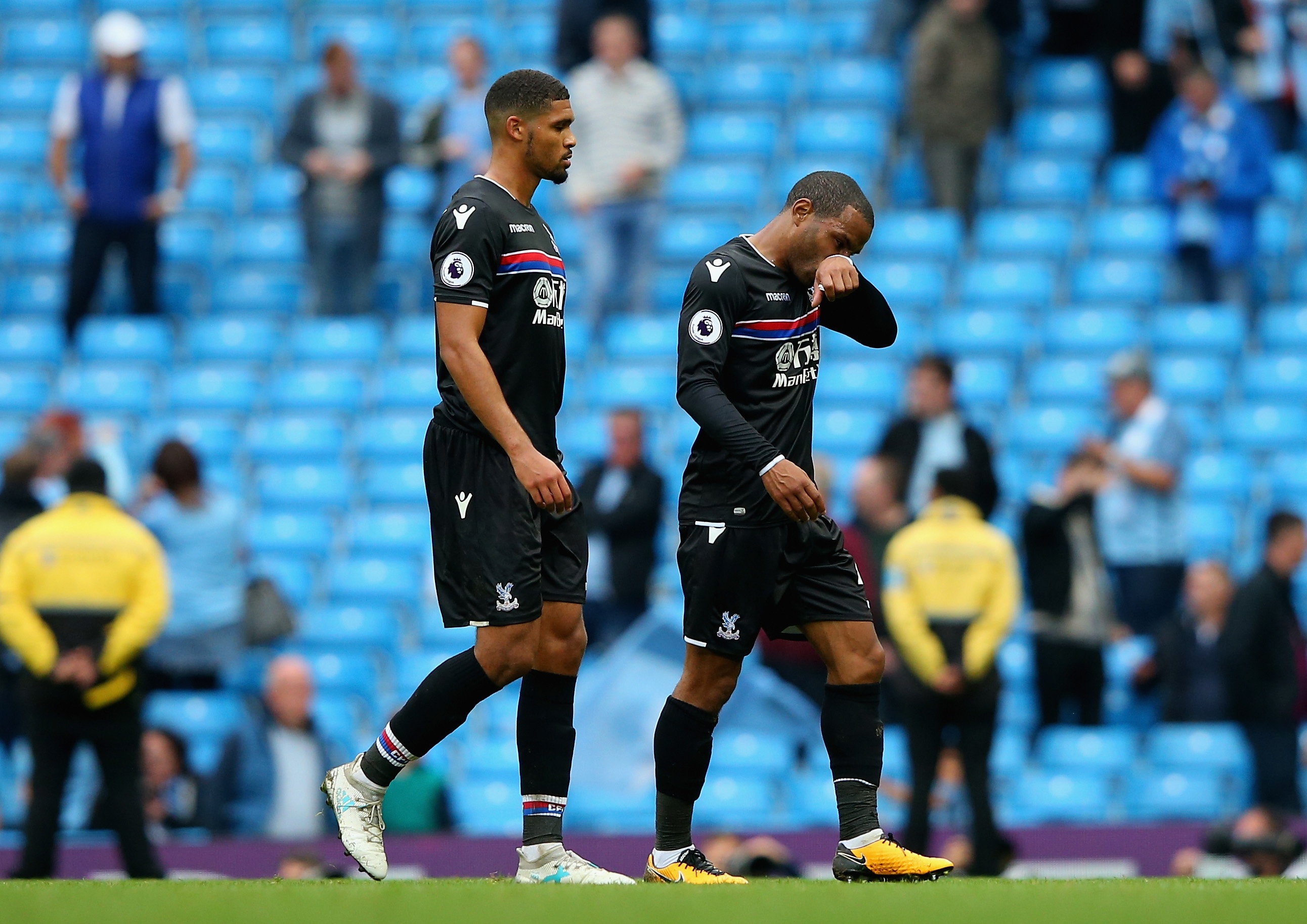 ky luc cua Ryan Giggs bi pha vo anh 10