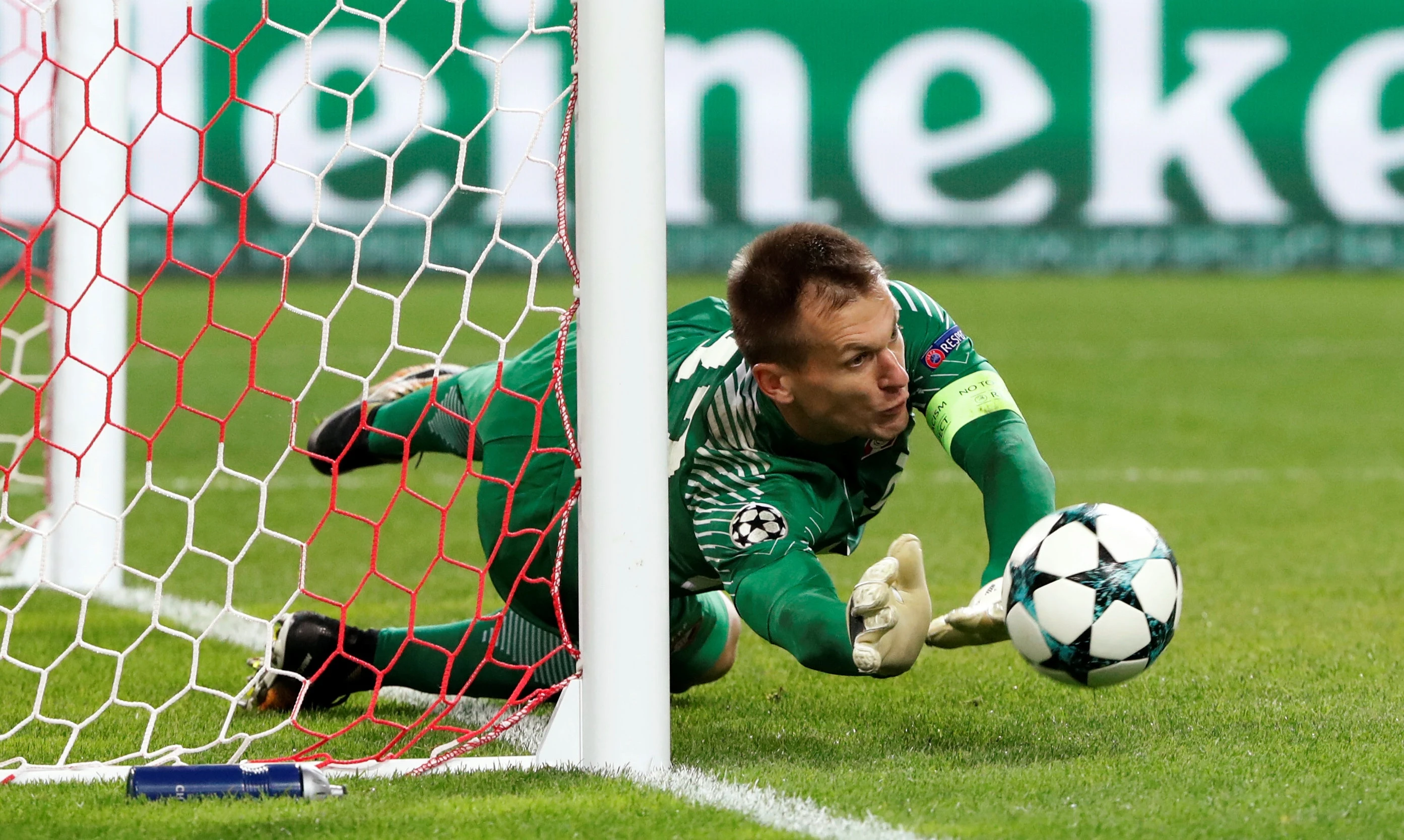 Liverpool hoa Spartak Moscow anh 8