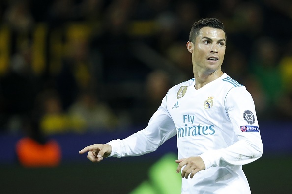 doi hinh hay nhat luot 2 Champions League anh 11