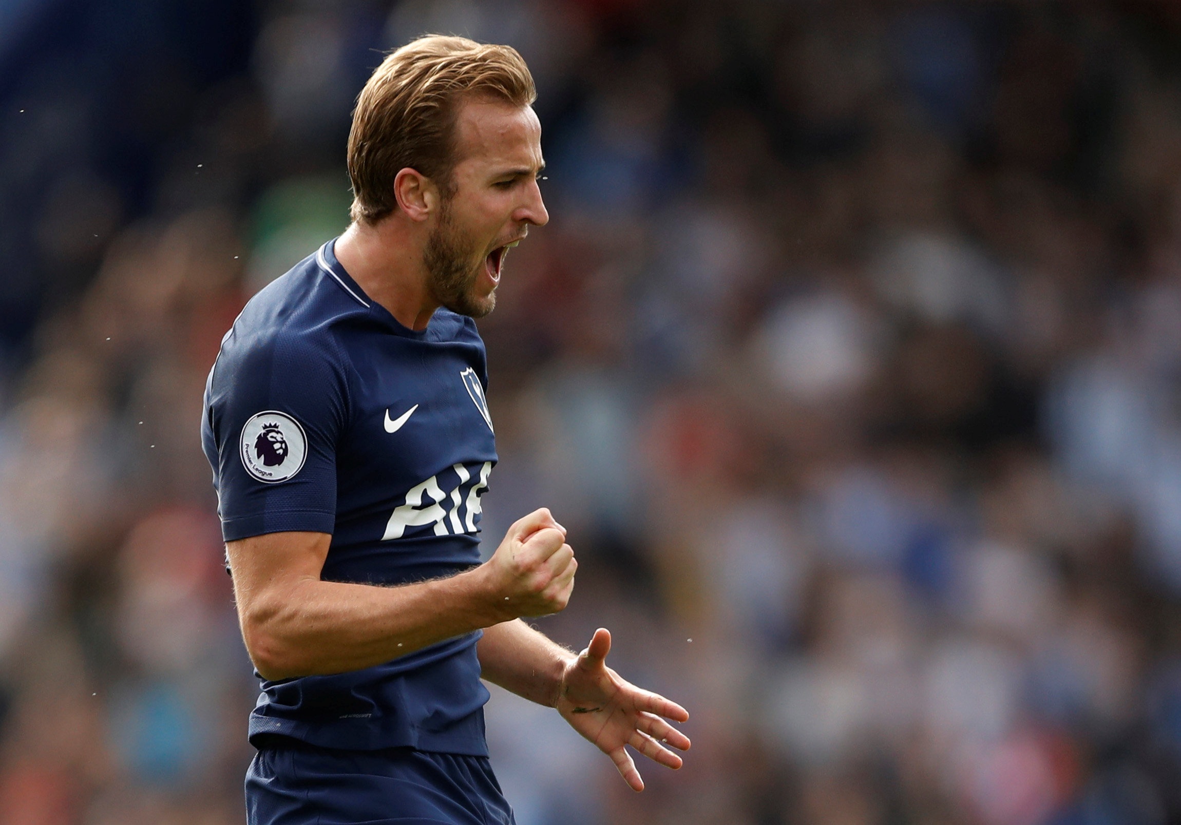 Harry Kane san bang thanh tich ghi ban cua Ronaldo tai Premier League hinh anh