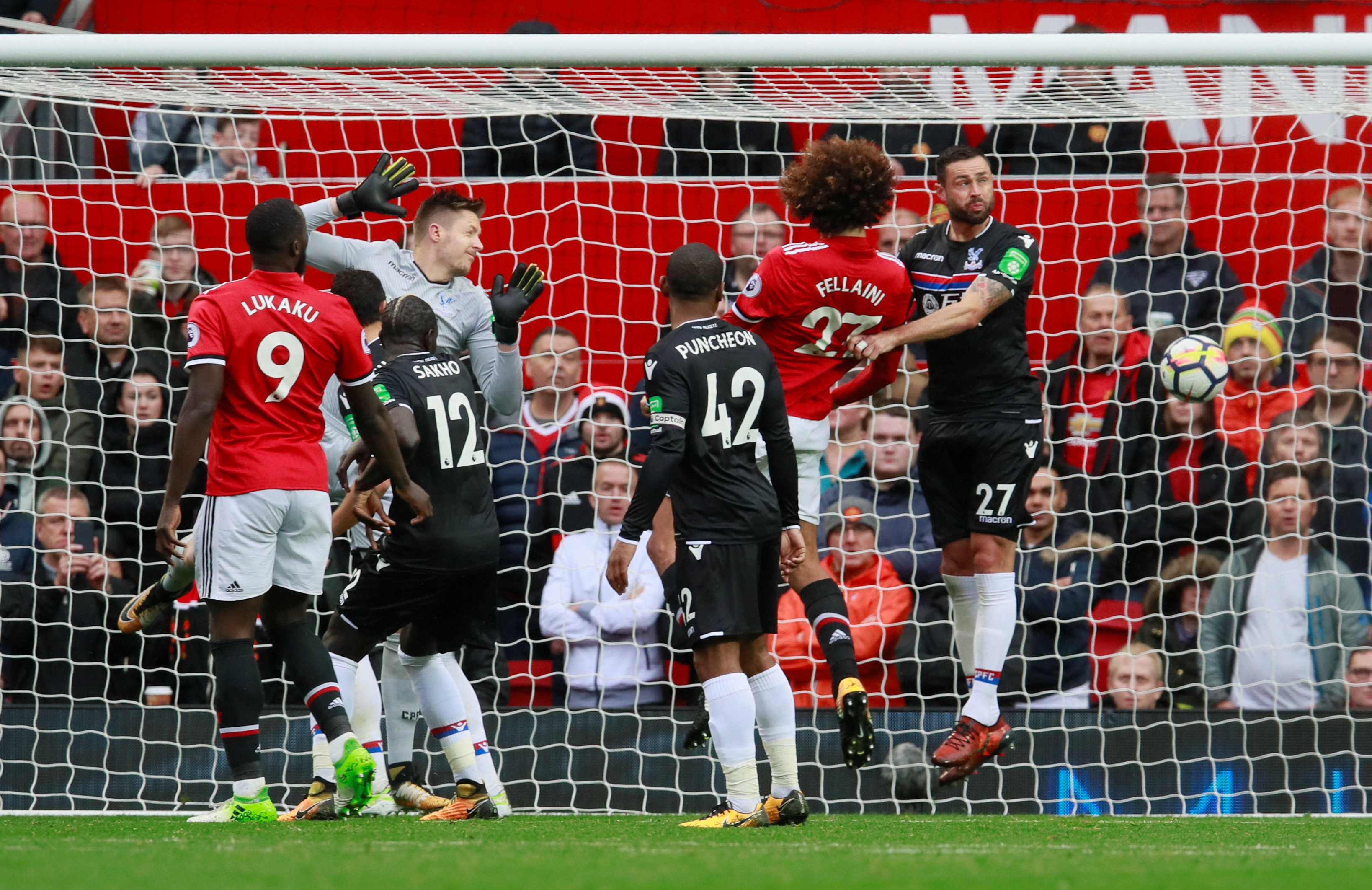 Lukaku chinh phuc them ky luc anh 6