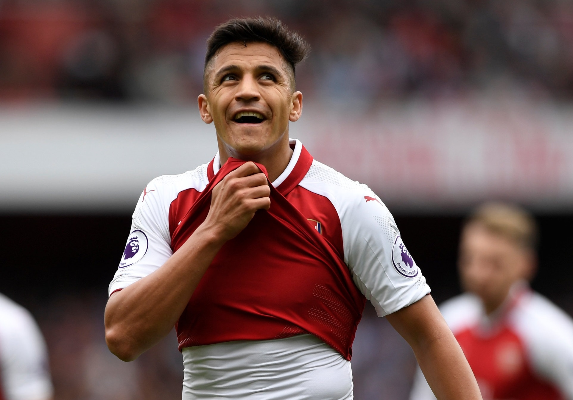 Arsenal vs Brighton (2-0): Sanchez kien tao dang cap hinh anh