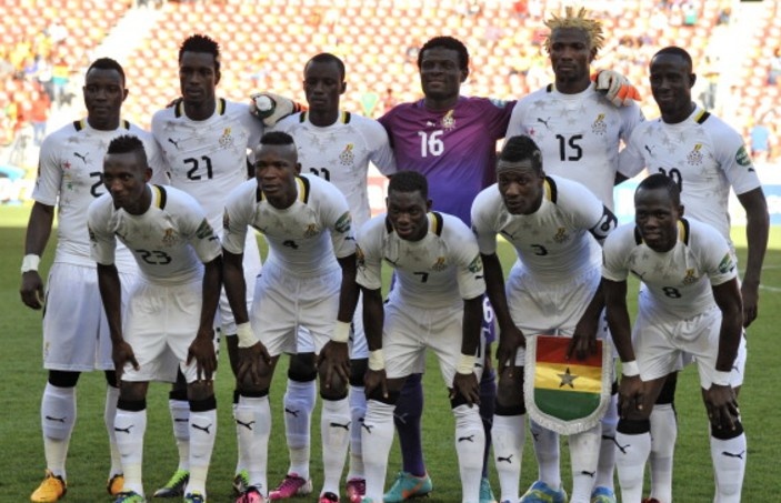 Trong tai sai lam lam Ghana mat co hoi du World Cup hinh anh