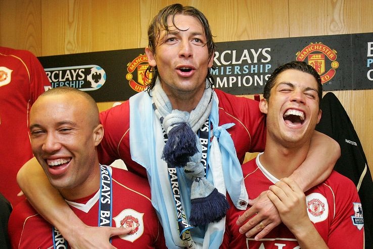 Pique sao sát cánh cùng cả Ronaldo và Messi ảnh 1 Pique sao sat canh cung ca Ronaldo va Messi anh 1