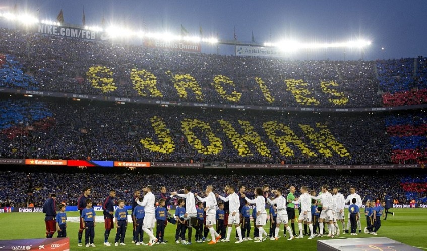 10 'ky quan' duoc tao nen tren cac khan dai bong da hinh anh