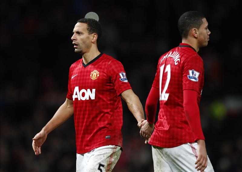 Doi hinh trong mo cua Smalling anh 3