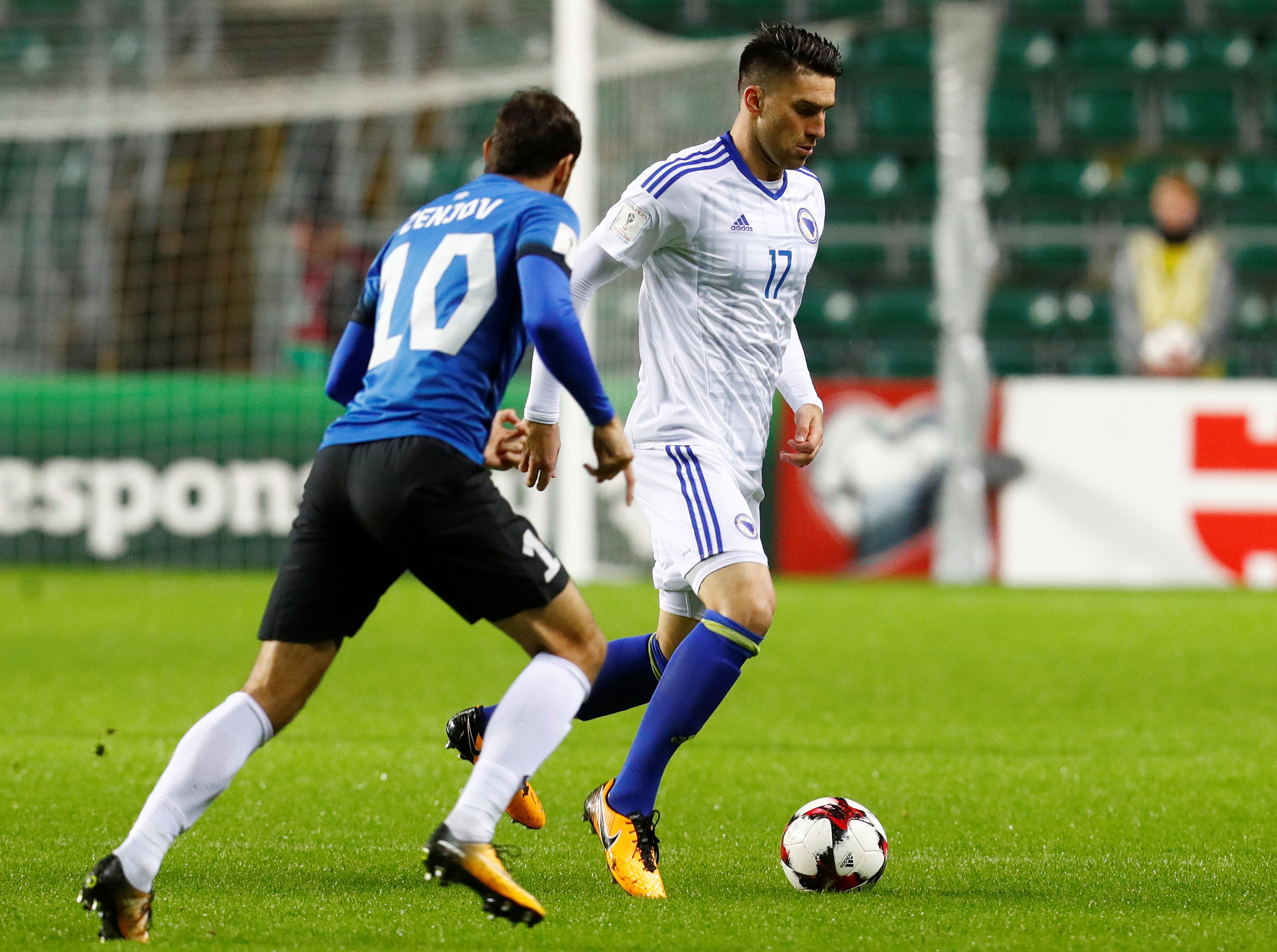 CDV trut mua phao sang anh 1