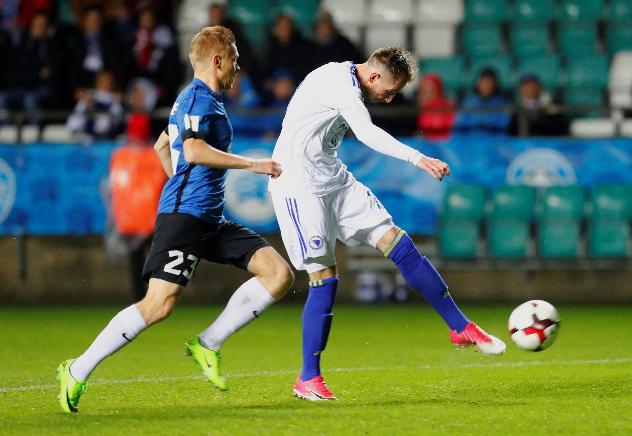 CDV trut mua phao sang anh 2