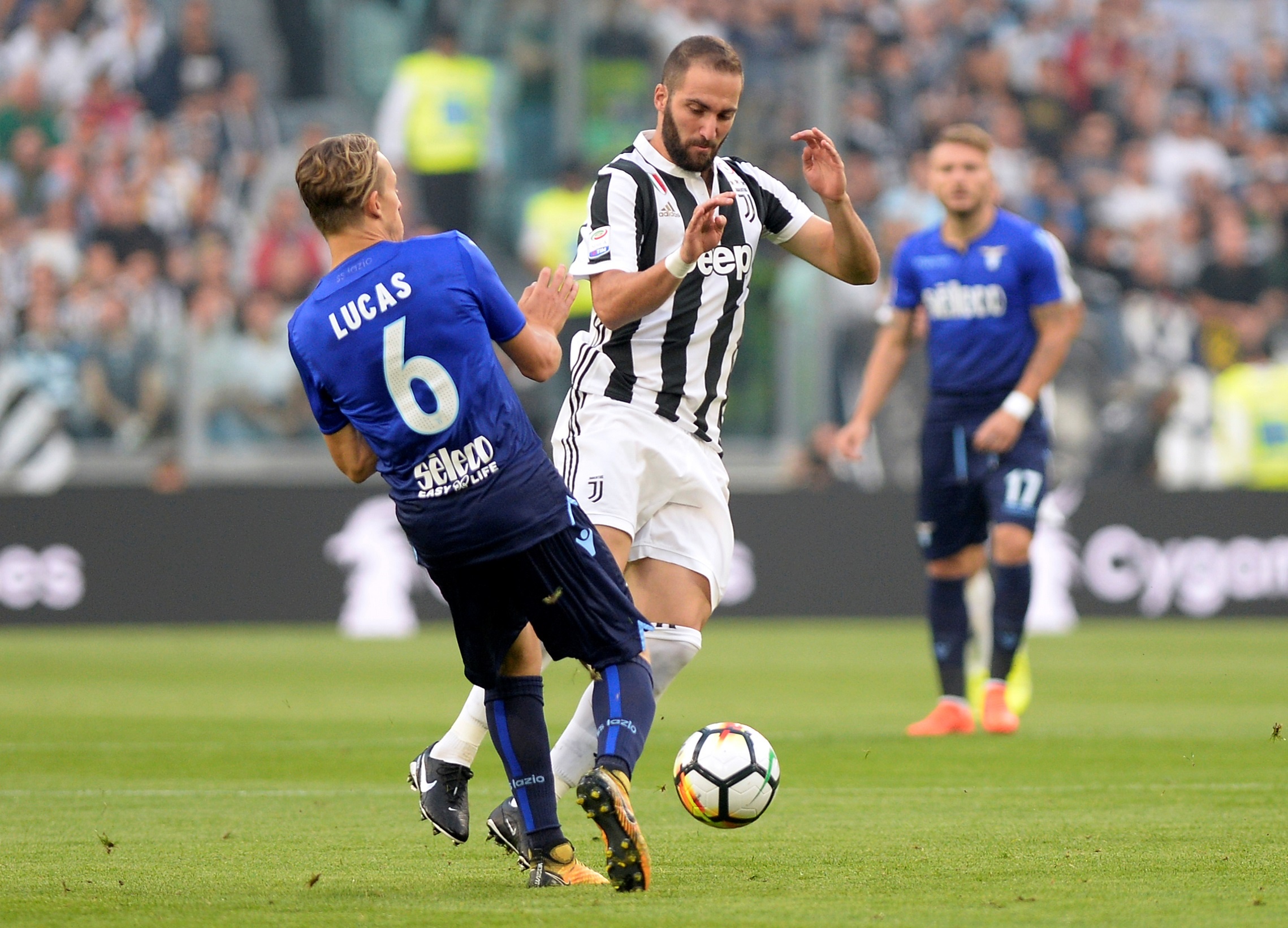 Juventus thua Lazio anh 2