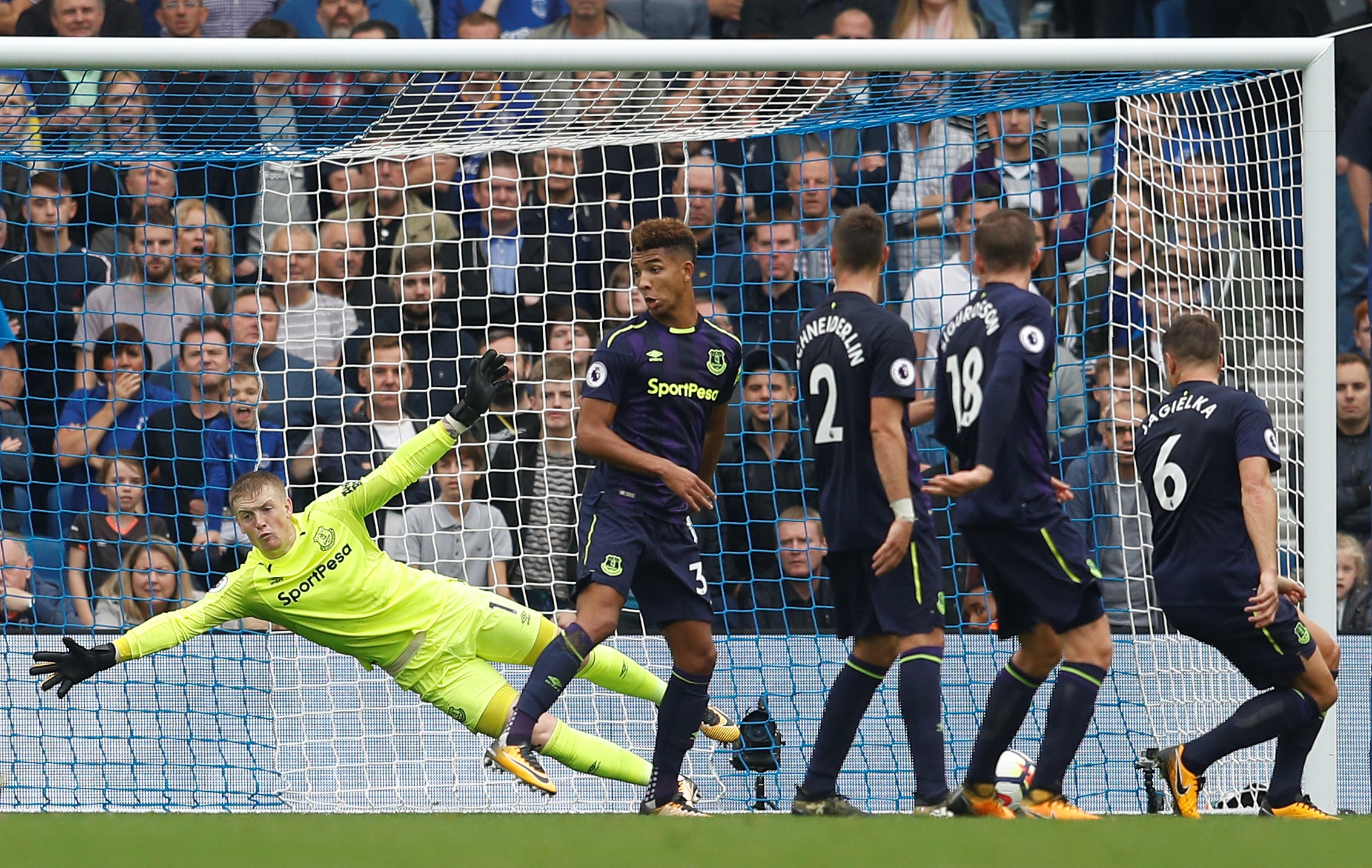 Rooney toa sang anh 4