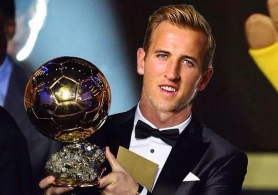 10 sao tre co the pha vo the thong tri cua Ronaldo, Messi hinh anh