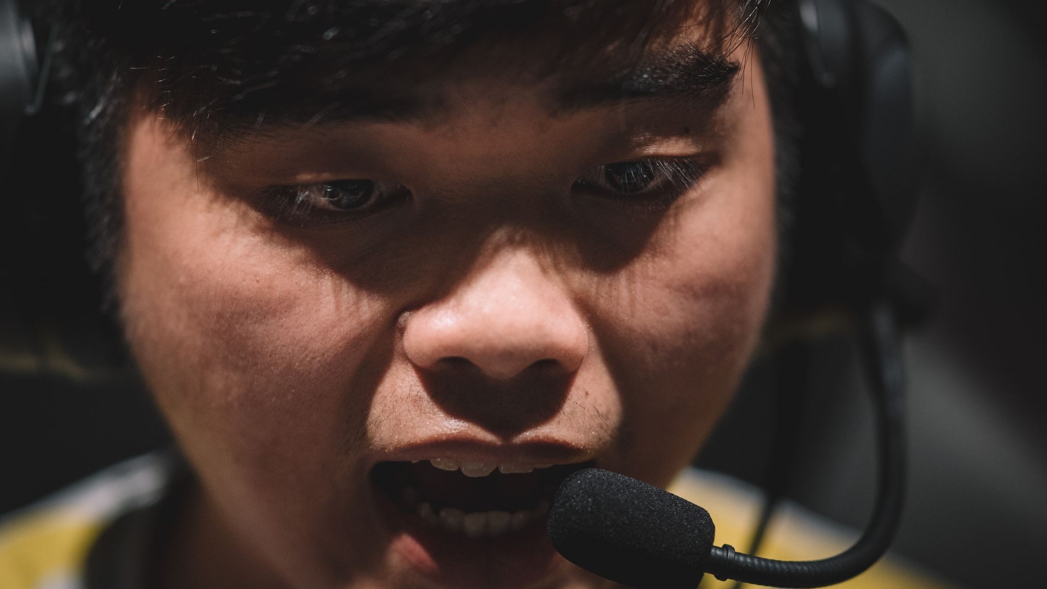 phỏng vấn Optimus Văn Cường ảnh 1 phong van Optimus Van Cuong anh 1