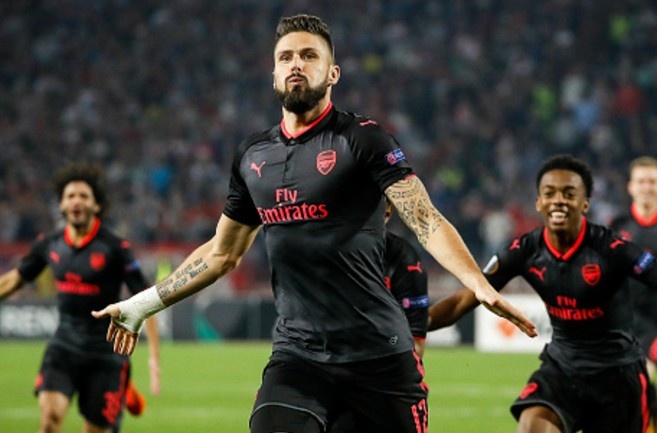 Giroud lap sieu pham, Arsenal nhoc nhan vuot ai Crvena Zvezda hinh anh