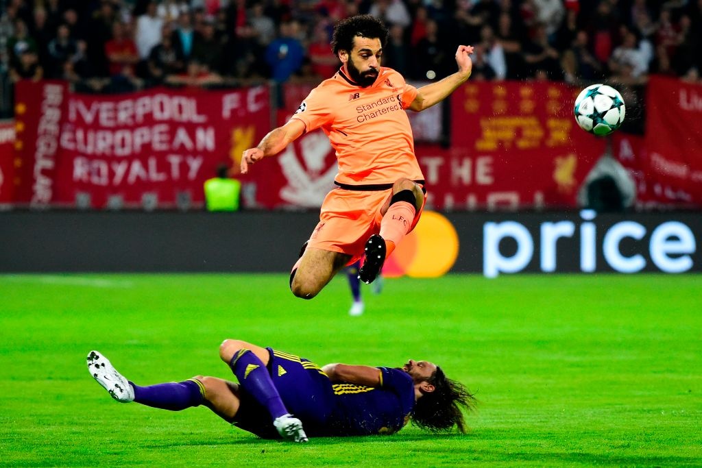 Doi hinh hay nhat luot tran thu 3 cup C1 anh 11