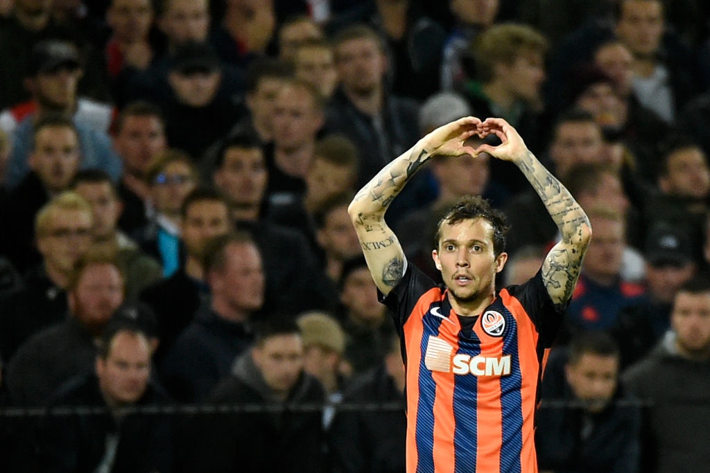 Doi hinh hay nhat luot tran thu 3 cup C1 anh 7