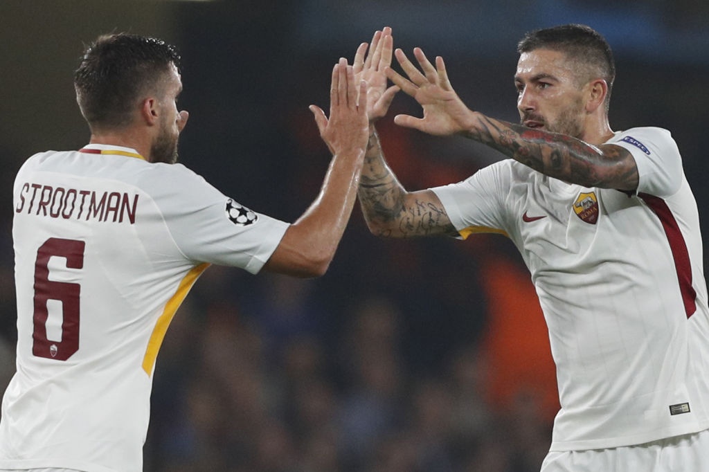 Doi hinh hay nhat luot tran thu 3 cup C1 anh 2