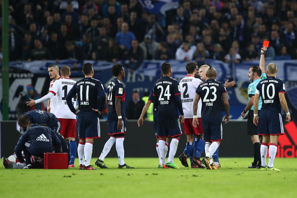 Bayern thang tran thu 3 lien tiep anh 4