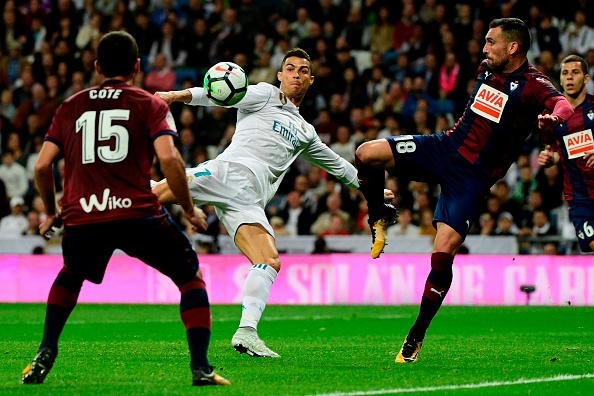 Real đè bẹp Eibar 3-0 ảnh 6 Real de bep Eibar 3-0 anh 6