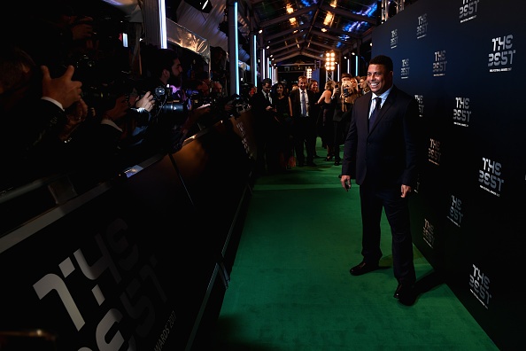 dan huyen thoai gop mat o gala The Best anh 1