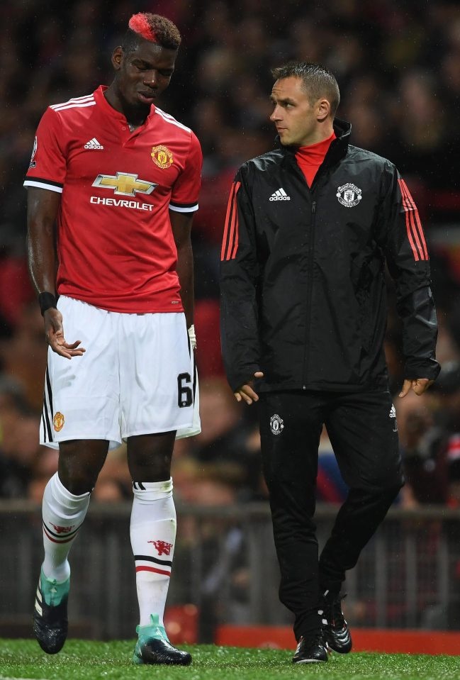 tru cot MU tro lai sau chan thuong anh 2