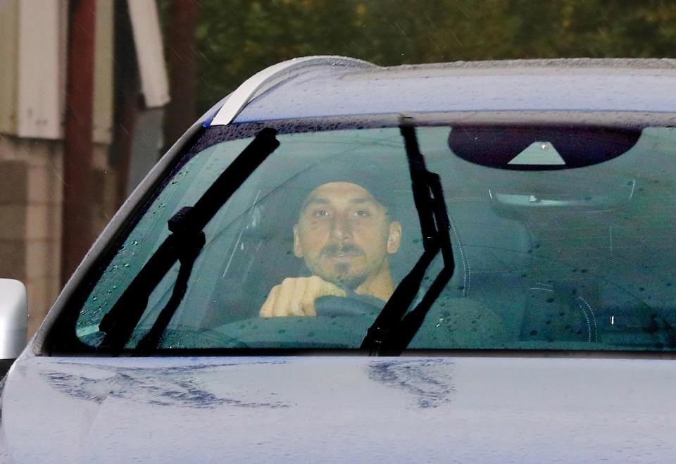 tru cot MU tro lai sau chan thuong anh 7