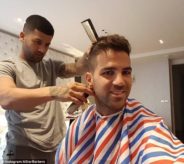 Tho cat toc dat khach nhat Premier League anh 12