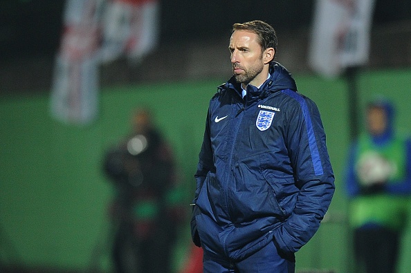 Nhung la phieu ky la tai giai The Best 2017 anh 11