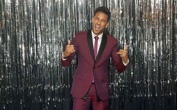 Nhung la phieu ky la tai giai The Best 2017 anh 5