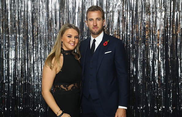 Nhung la phieu ky la tai giai The Best 2017 anh 8