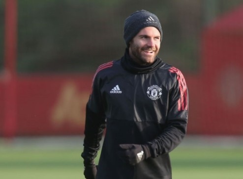 Mourinho cho Mata thuc hien bai tap la truoc them cup chau Au hinh anh