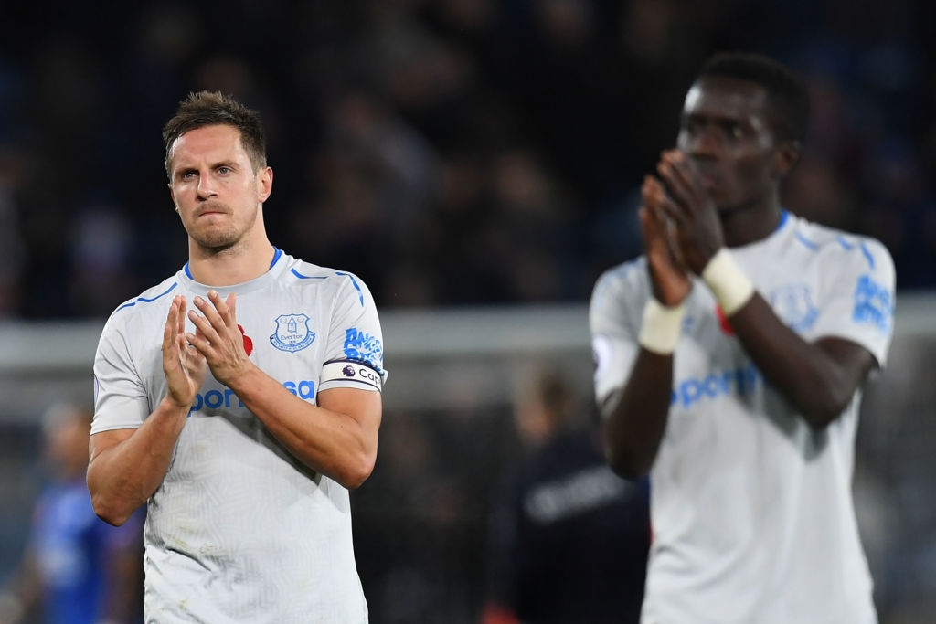 Everton roi xuong nhom cam den do anh 8