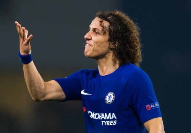 Hang thu Chelsea hoa tro cuoi voi pha theo kem te hai hinh anh