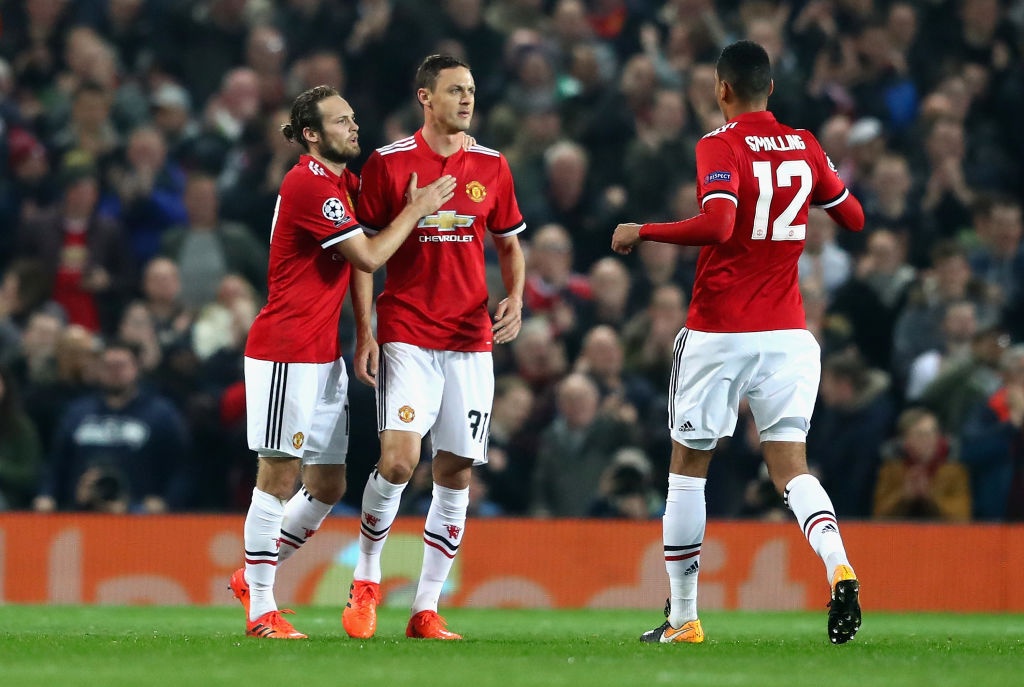 thu mon Benfica sai lam giup MU anh 13